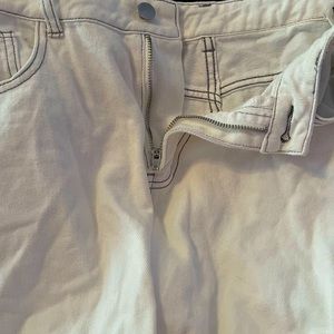 White pants!